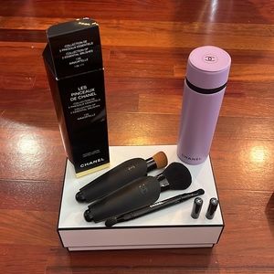 Chanel makeup brush set